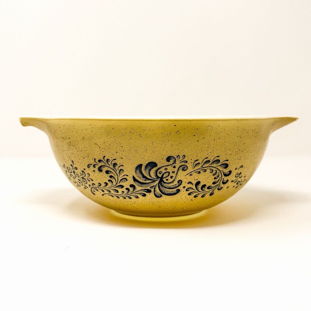 Vintage Pyrex Homestead 443 2.5 Qt Cinderella Mixing Bowl Blue Speckled USA
